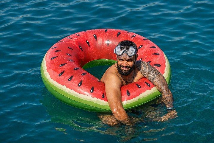 Blaue Lagune & 3 Inseln Kreuzfahrt mit Mittagessen, Wein & Schwimmen ab Split