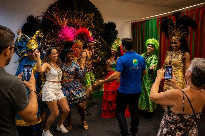 Rio Carnaval Experience no backstage da fábrica do carnaval (coleta incluída)