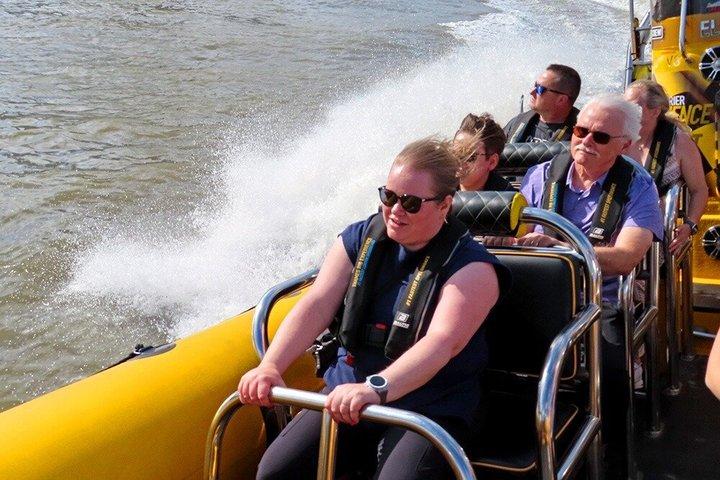 Bootstour mit dem Schnellboot : Uferpromenade ODER Westminster Pier - 70 Minuten