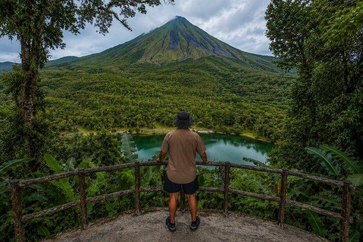La Fortuna Hot Springs & Costa Rican Artisan Tour avec déjeuner