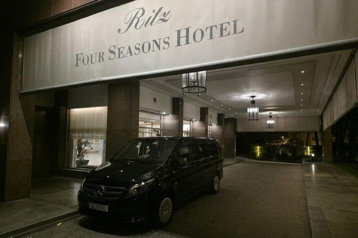 リスボンからセビリアへの専用送迎 - スペイン、メリダで2時間の自由時間