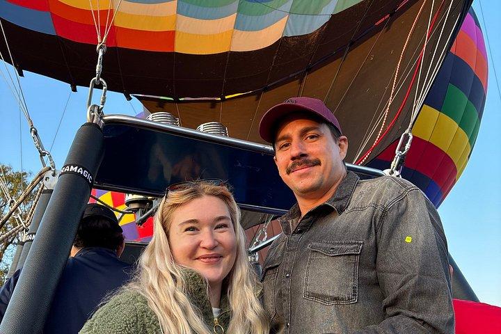 Balloon Flight with Pick-up plus Breakfast in Cueva