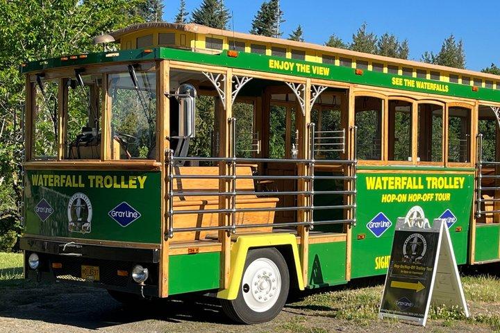 Wasserfall-Hop-on-Hop-off-Trolley-Tour, Tageskarte für die Multnomah Falls