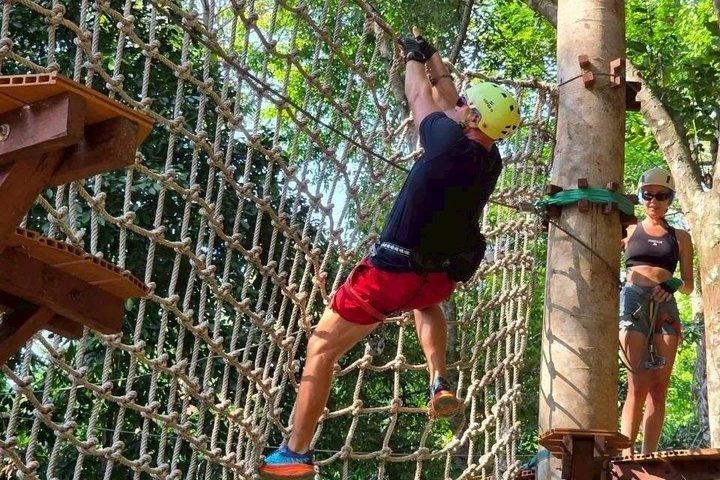 Hua Hin Zipline, Vliegend Skateboard en Treetop Avonturen
