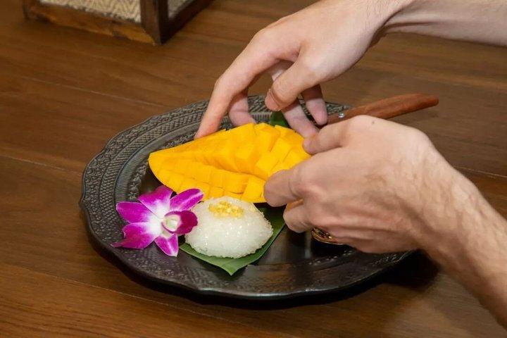 SABIENGによるバンコクタイ料理教室と現地市場訪問