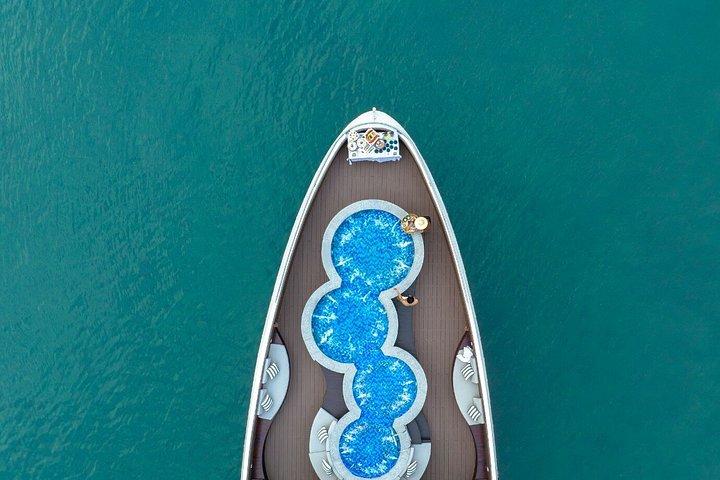 ハノイからハロン湾：シンフォニー5-スタークルーズ、ランチ＆絶景