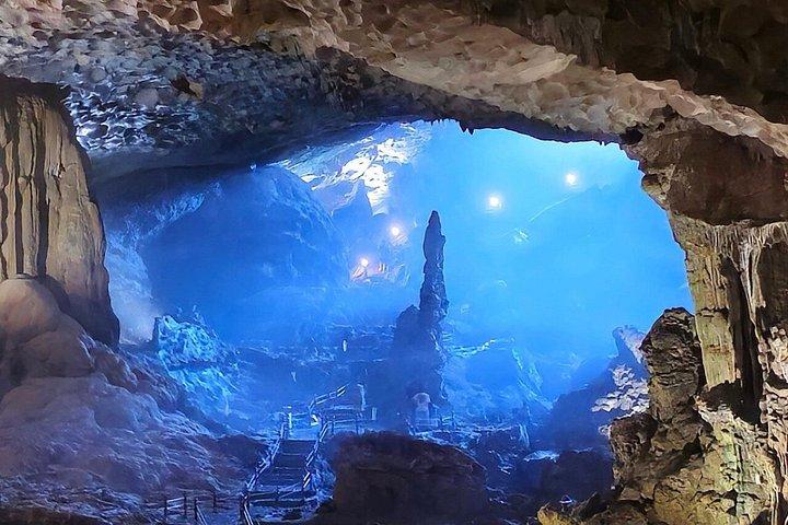 ハノイからハロン湾：シンフォニー5-スタークルーズ、ランチ＆絶景