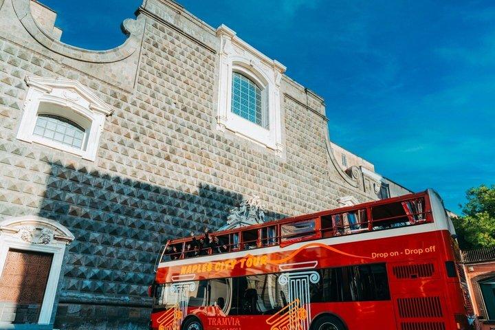 Naples : Dépôt-vente en bus ouvert Naples City Tour