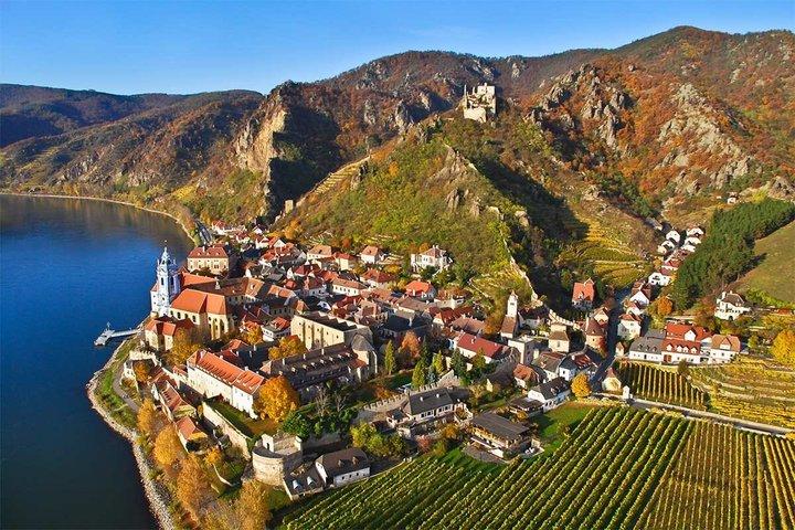 Wachautal Boots- und Wein-Privattageserlebnis ab Wien