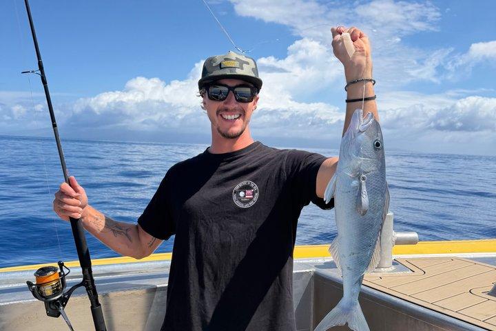 4 - Hora de luz tacle pesca de fundo em Lahaina
