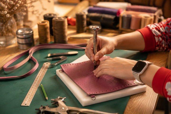 Crea il tuo souvenir in pelle con Artigiano Locale a Roma