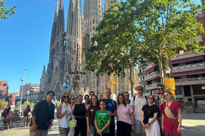 Salta la coda Sagrada Familia Tour per piccoli gruppi