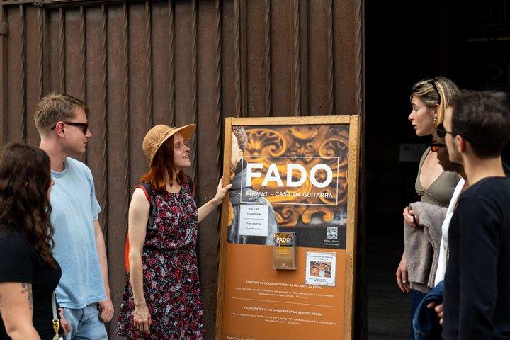 Fado-tur med guide, middag og liveshow i Porto