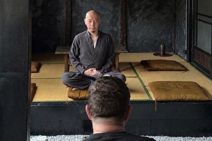 Meditação Zen e café especializado em uma tradicional Kyoto Machiya