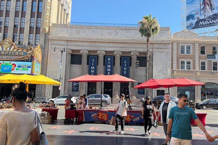 フランス語でハリウッドとグリフィス天文台を訪れる