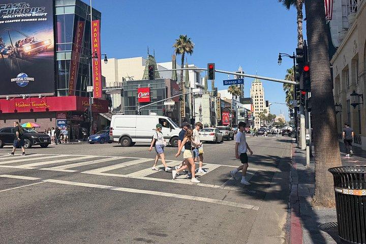 フランス語でハリウッドとグリフィス天文台を訪れる