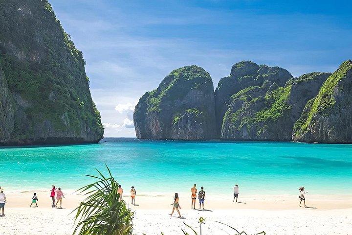 Phi Phi, Maya Bay und Maiton Sunset Catamaran Tour