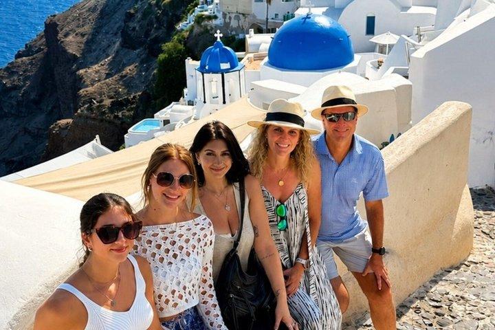 Santorini Privé Instagram Tour