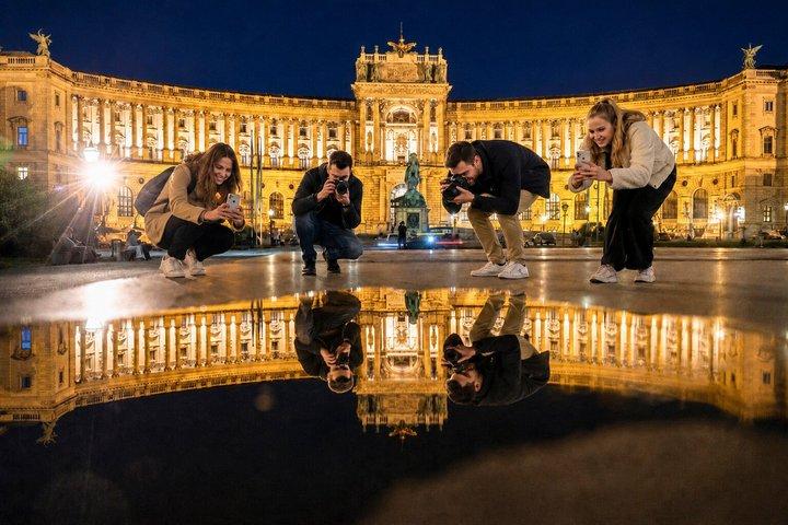 ¡Viena de noche! Recorrido fotográfico privado por los edificios más bellos de Viena