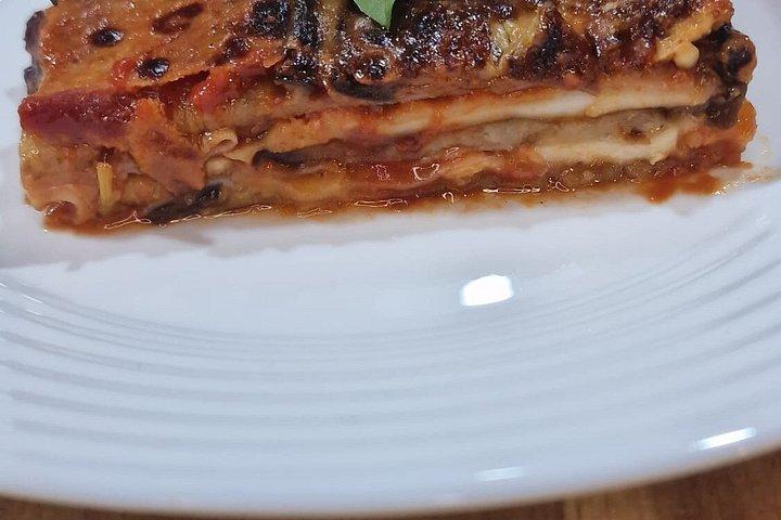 テレビシェフの家で食事 貸し切りのシシリアンディナー
