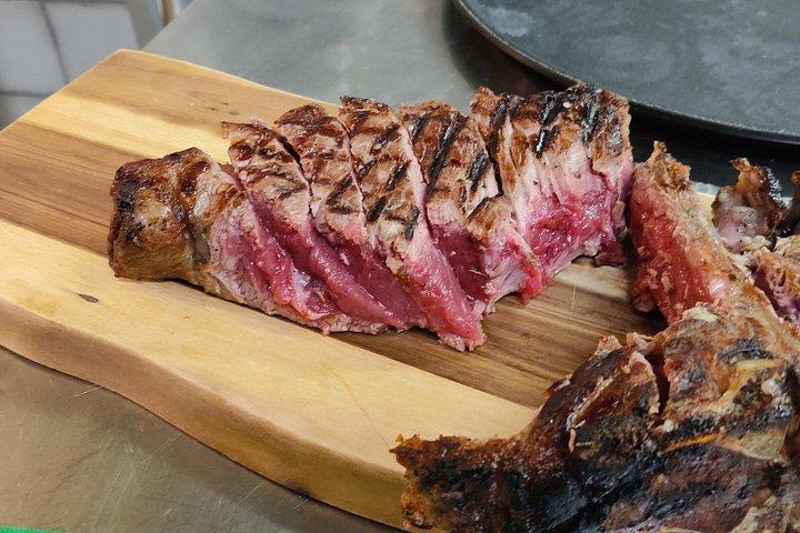 フィレンツェマーケットツアーと料理教室ステーキグヌーディとビスコッティ
