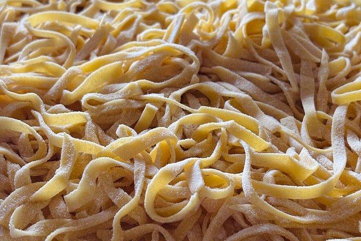 キオッジャ：パスタとティラミス料理教室