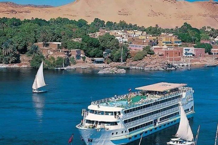 Ultime croisière de 3 nuits sur le Nil de Louxor à Assouan en pension complète