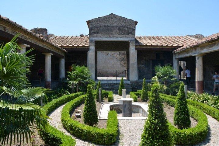 Pompeii Daily Roman Life Tour em pequeno grupo com um arqueólogo