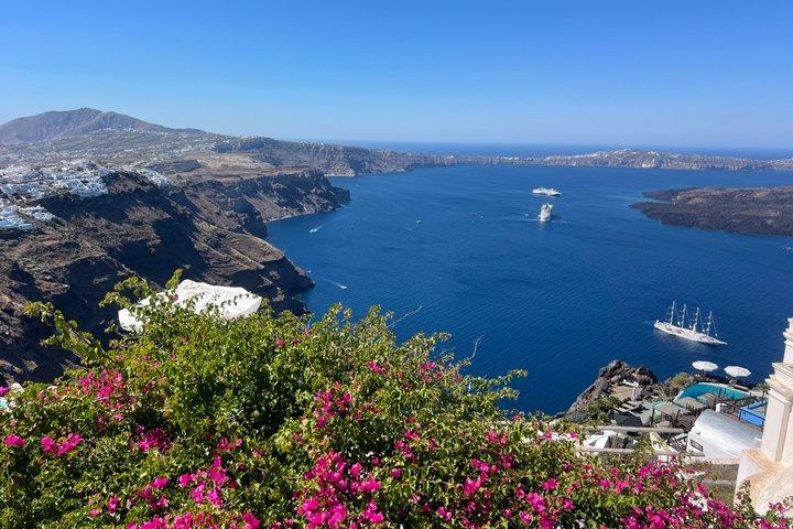 Real Santorini: tour privado de día completo
