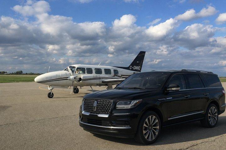 Excursão aérea de Toronto com excursão de degustação de vinícolas de Niagara com iflyTOTO