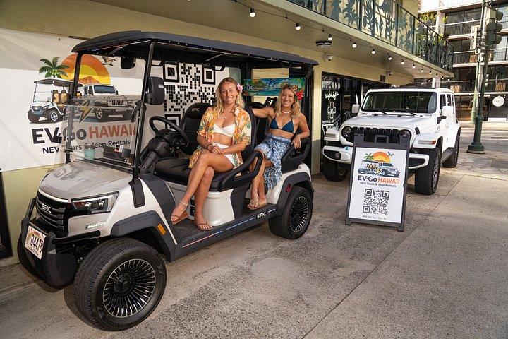 ワイキキからカハラビーチへオープンエアの海岸EVアドベンチャー