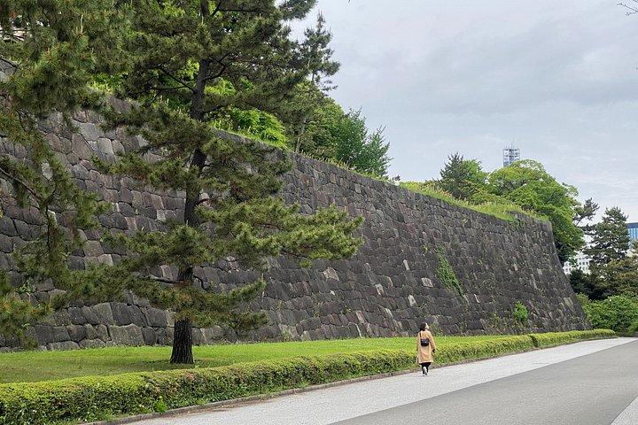皇居東御苑と江戸城散策ツアー in 東京
