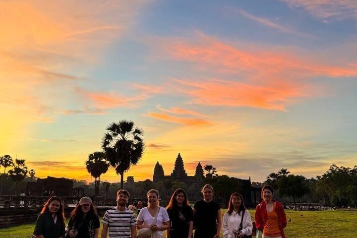 Angkor Wat Solopgang og 3 hovedtempler med morgenmad – Lille gruppe