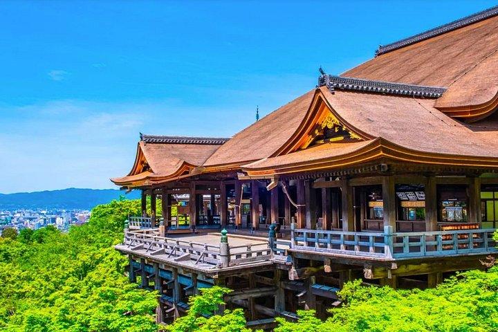京都朝散歩／密を避ける：祇園・八坂塔＆清水