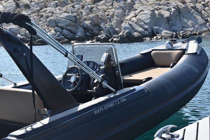 ミコノス島南海岸へのプライベートクルーズ3時間