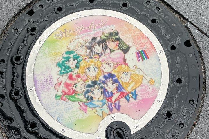 東京アニメ巡礼ツアー：地元ガイドとアニメスポットを巡る旅