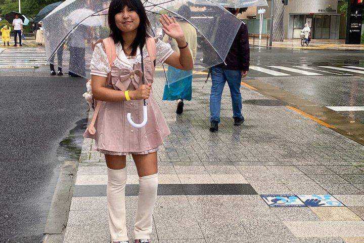 東京アニメ巡礼ツアー：地元ガイドとアニメスポットを巡る旅