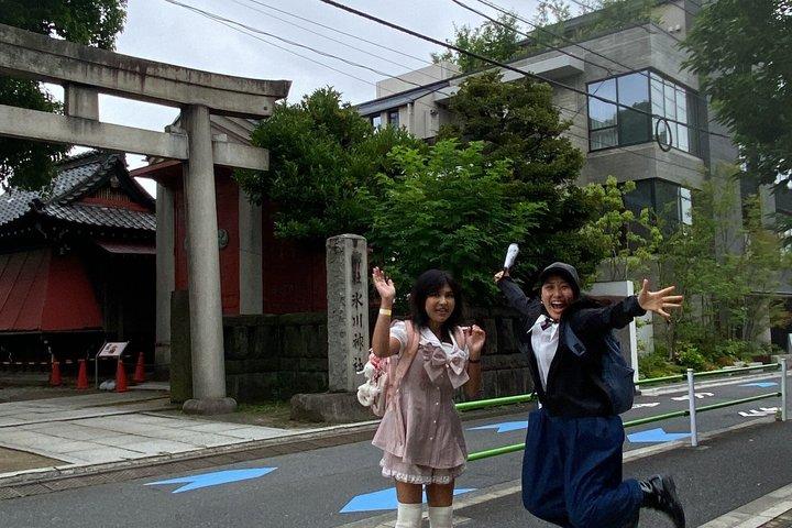 東京アニメ巡礼ツアー：地元ガイドとアニメスポットを巡る旅
