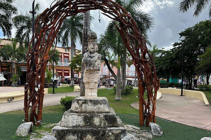Cozumel: Downtown, Shopping & Beach