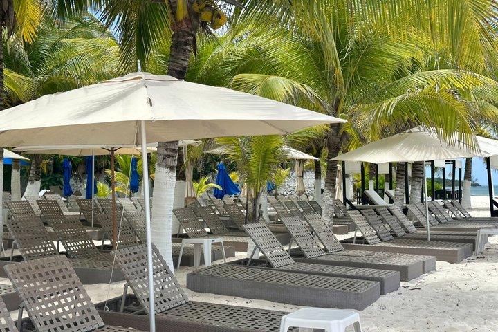 Cozumel: Downtown, Shopping & Beach