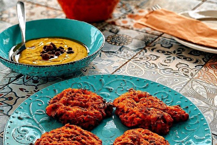 サントリーニ農場から食卓へ プライベート体験も試飲