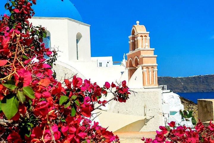 Santorini Private Romantic Tour with Dinner & Wine Tasting