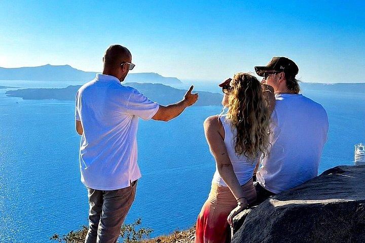 Santorini Private Romantic Tour with Wine Tasting & Dinner