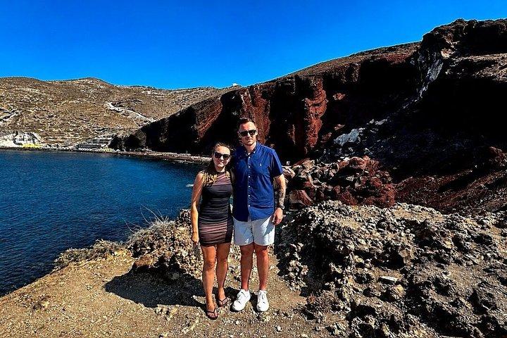 Santorini Private Romantic Tour with Wine Tasting & Dinner