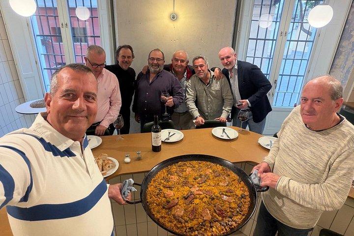 Paella and creative rices Workshop with Sangria in Madrid Center