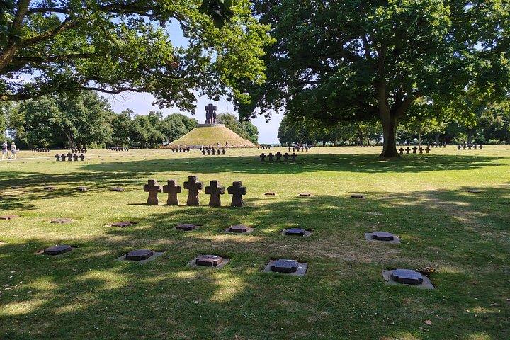 Private Day Tour Omaha beach and Pointe du Hoc