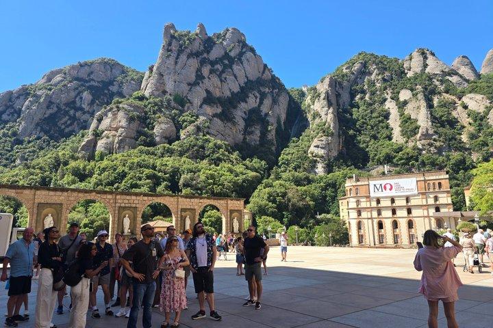 Montserrat Guided Tour with Optional Black Madonna & Cogwheel