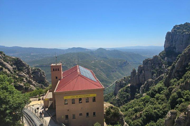 Montserrat Monastery Private Tour with Cable Car or Cogwheel