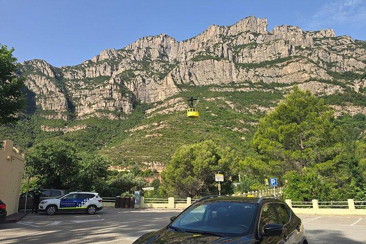 Montserrat Monastery Private Tour with Cable Car or Cogwheel
