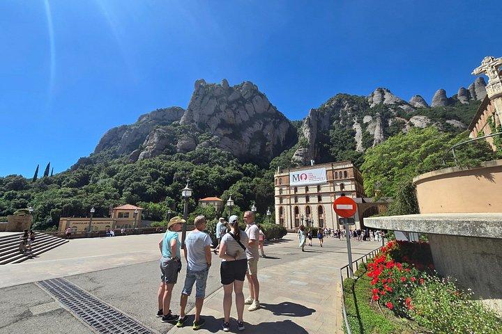 Montserrat Guided Tour with Optional Black Madonna & Cogwheel